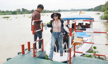 Half-day boat trip exploring Binh Duong - Cu Chi