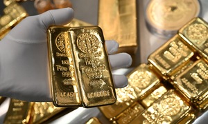 Global gold prices reach two-week high