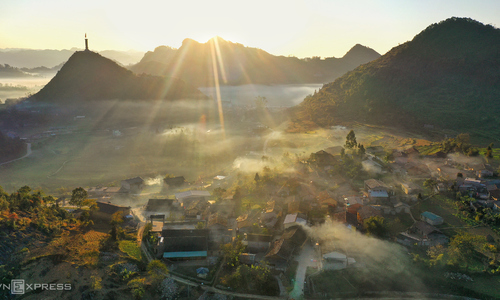 Travel guide to Lo Lo Chai, 'best tourism village in the world 2025'