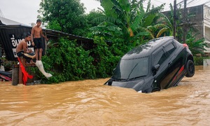 Floods ravage four asian nations, over 600 dead