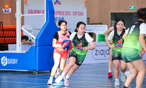 VnExpress youth basketball tournament semi-final 2: Phan Dinh Phung meets Viet Duc