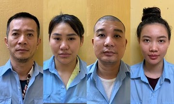 Police raid large-scale karaoke bar in Hanoi, 18 arrested