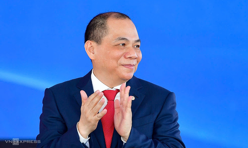 Pham Nhat Vuong's wealth surges by 20 trillion VND as VIC stock hits record high