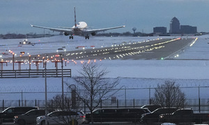 Thousands of flights canceled due to snowstorm in the US