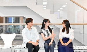 Private universities 'pocket' hundreds of millions of USD from students who forgo enrollment