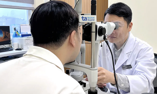 Hemorrhagic conjunctivitis