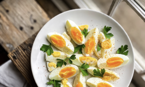 5 yellow foods for eye health to eat regularly