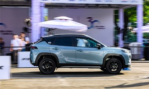 Suzuki offers nearly one hundred million dong in SUV incentives for december