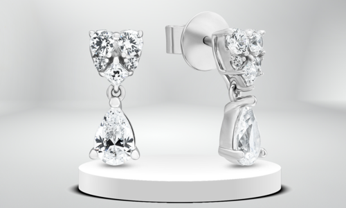 Three earring styles for the year-end festive season