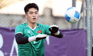Laos - Vietnam: Trung Kien to start in goal, Dinh Bac in starting lineup