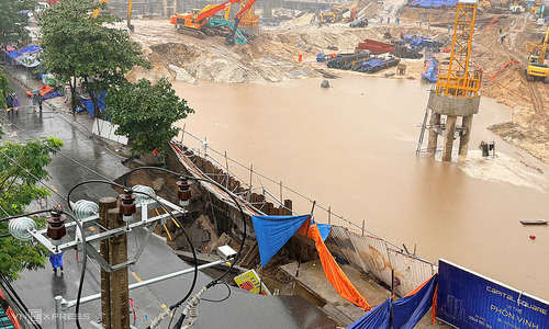 Construction halted at Da Nang sinkhole site