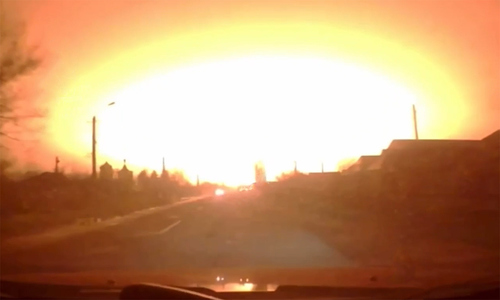 Iskander-M missile strikes 'Ukrainian intelligence headquarters'