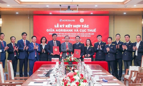 Agribank partners with Tax Department to support business households in transitioning to declaration-based tax