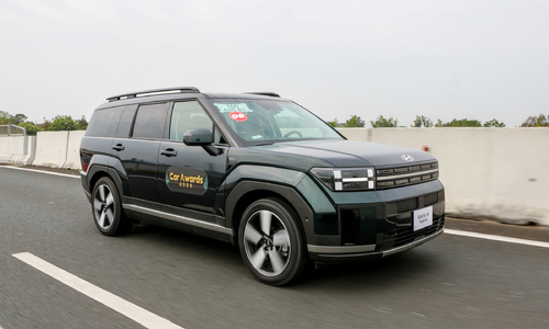 Hyundai Santa Fe Hybrid launches in Vietnam, priced at 1,369 billion VND