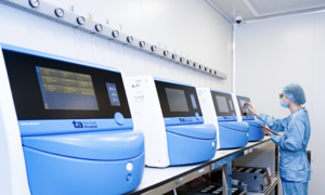 Adrenal tumor causes low blood potassium