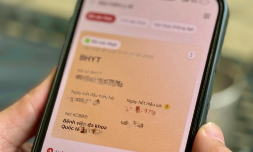 Automatic renewal of health insurance cards for retirees