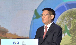 Deputy prime minister: Sustainable development starts tough, but "reaps sweet rewards" long term