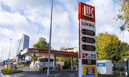 US suspends some sanctions on Russian oil giant