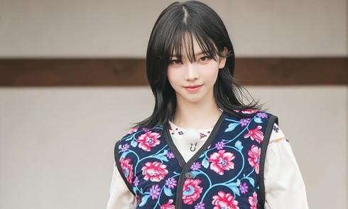 Youth embrace the 'grandma' vest trend