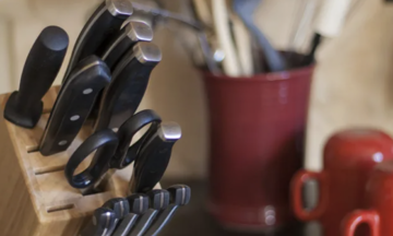 Common mistakes when using knives in the kitchen