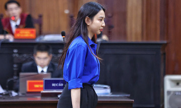 Miss Thuy Tien, Hang Du Muc accept two-year prison sentences