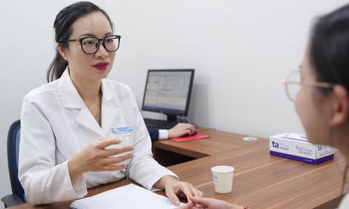 Skin peeling precautions for dry weather