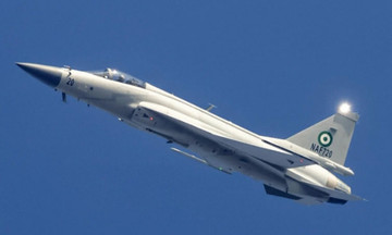 Nigeria deploys fighter jets to help Benin thwart coup attempt