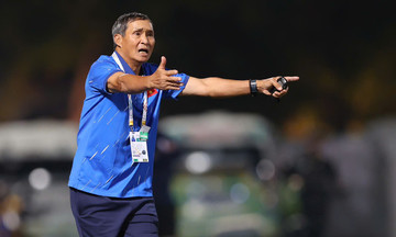 Coach Mai Duc Chung: 'Unfair refereeing, players made tactical errors'