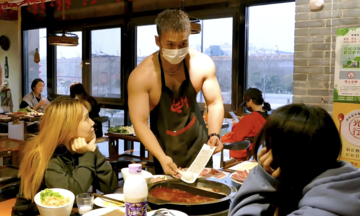 China's 'attractive male service' trend