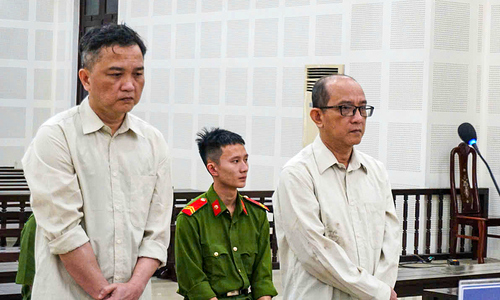 Former bank deputy director brothers accused of misappropriating hai houses