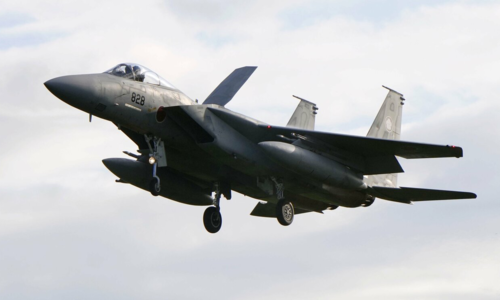 China's J-15 locked onto Japan's F-15 'from nearly 150 km away'