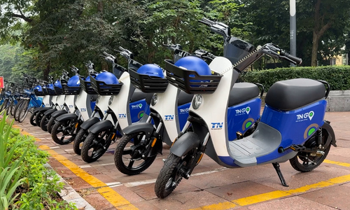 Hanoi public electric bicycles: easy to ride, but with a few inconveniences