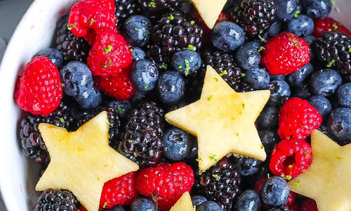 Doctors suggest six fruits to support kidney blood filtration and prevent stones