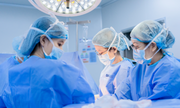 Baby girl with situs inversus born healthy