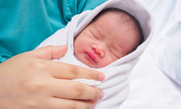 Questions about hepatitis B vaccine for newborns