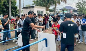 Vietnam women - Myanmar: Huynh Nhu on the bench