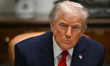 Trump 'heatedly discusses' Ukraine with European leaders