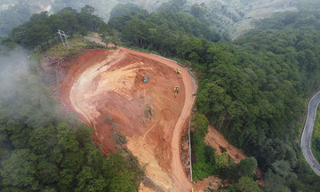 D'ran pass, da lat's gateway, reopens after month-long closure due to cracked hill