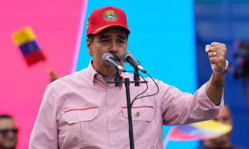 US imposes new sanctions on Venezuela