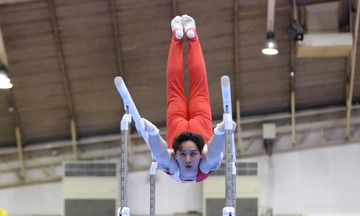 Dinh Phuong Thanh wins SEA Games 33 gymnastics gold