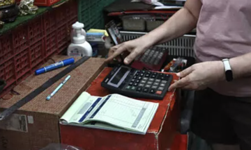 Why handheld calculators thrive in the age of AI