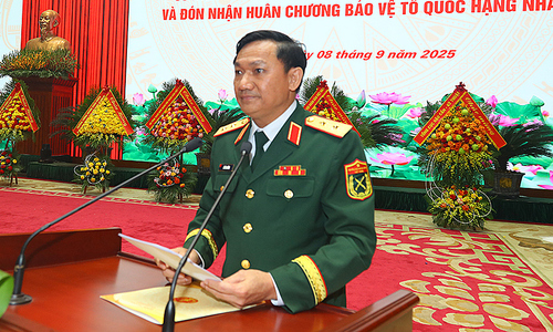 Lieutenant general le van huong appointed deputy chief of the General Staff of the Vietnam People's Army