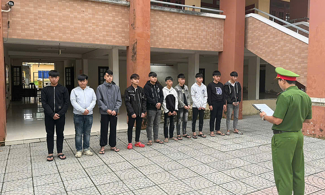 Teenage group assaults person outside courthouse