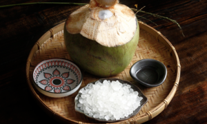 The benefits of drinking coconut water weekly
