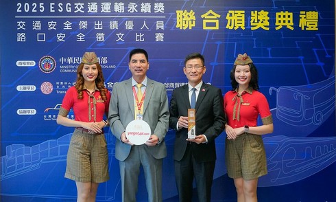 Vietjet receives sustainable transport award