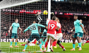 Arsenal secures hard-fought victory with two own goals