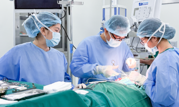 Abnormal mole progresses to cancer