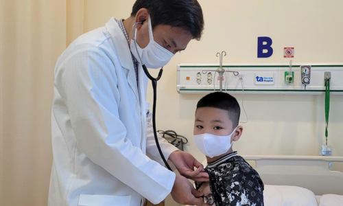 Magnet retrieved from 8-year-old boy's stomach