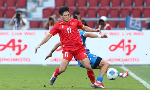 How 'crossing machine' Phi Hoang spearheaded the attack against the Philippines