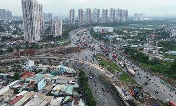 Ho Chi Minh City's largest three-level interchange project faces completion delay